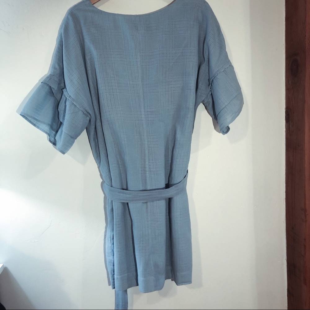 Universal thread co. Ruffle sleeve tunic plus size - Picture 6 of 8
